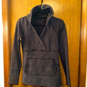 Lululemon vintage hoodie pullover